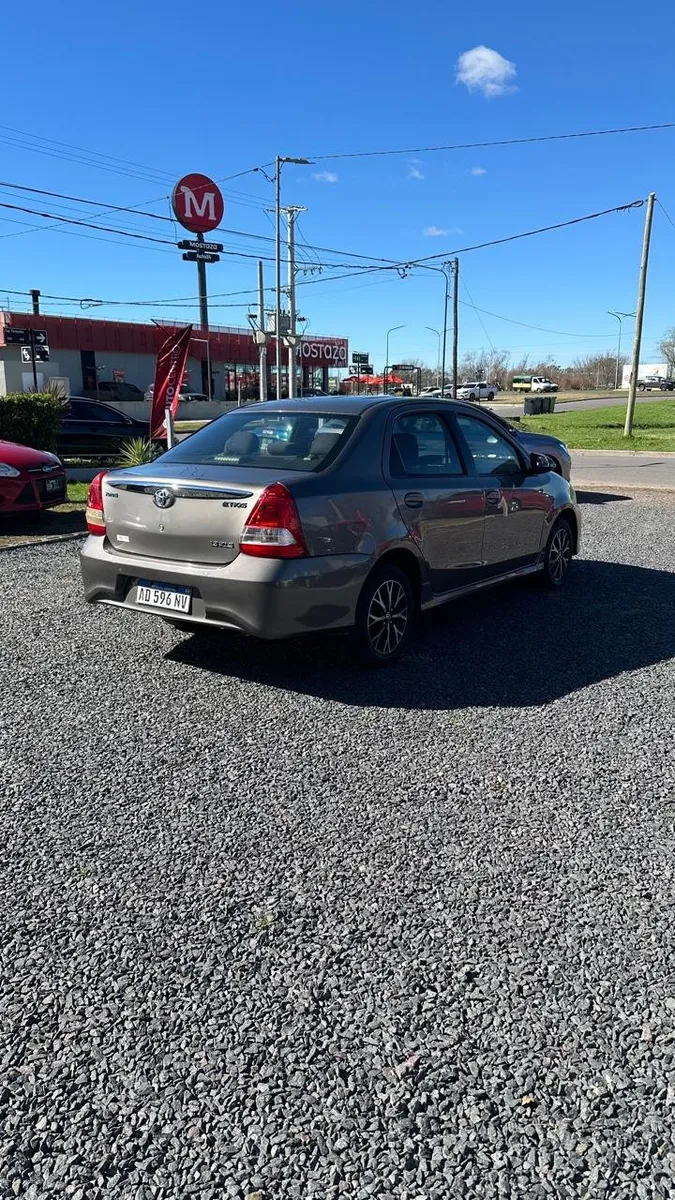 Toyota ETIOS 4P 1,5 Xls — foto 4