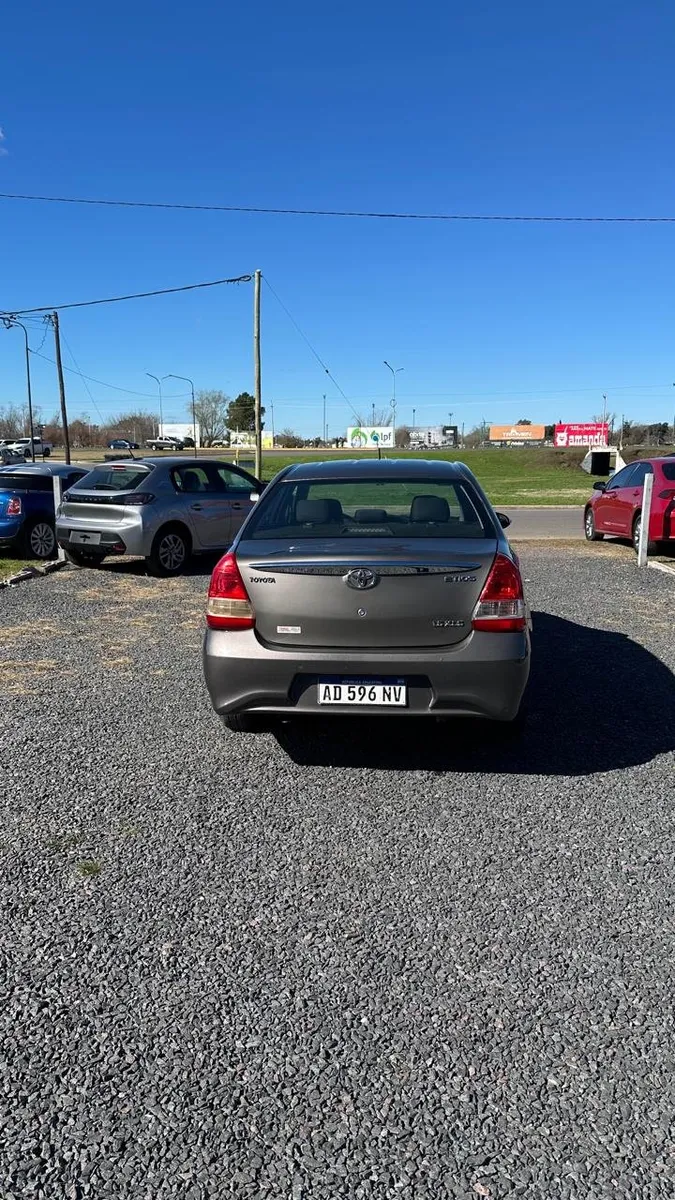 Toyota ETIOS 4P 1,5 Xls — foto 5