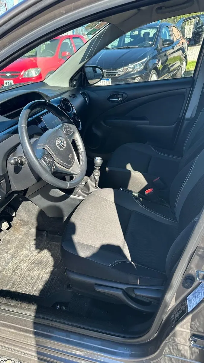 Toyota ETIOS 4P 1,5 Xls — foto 8