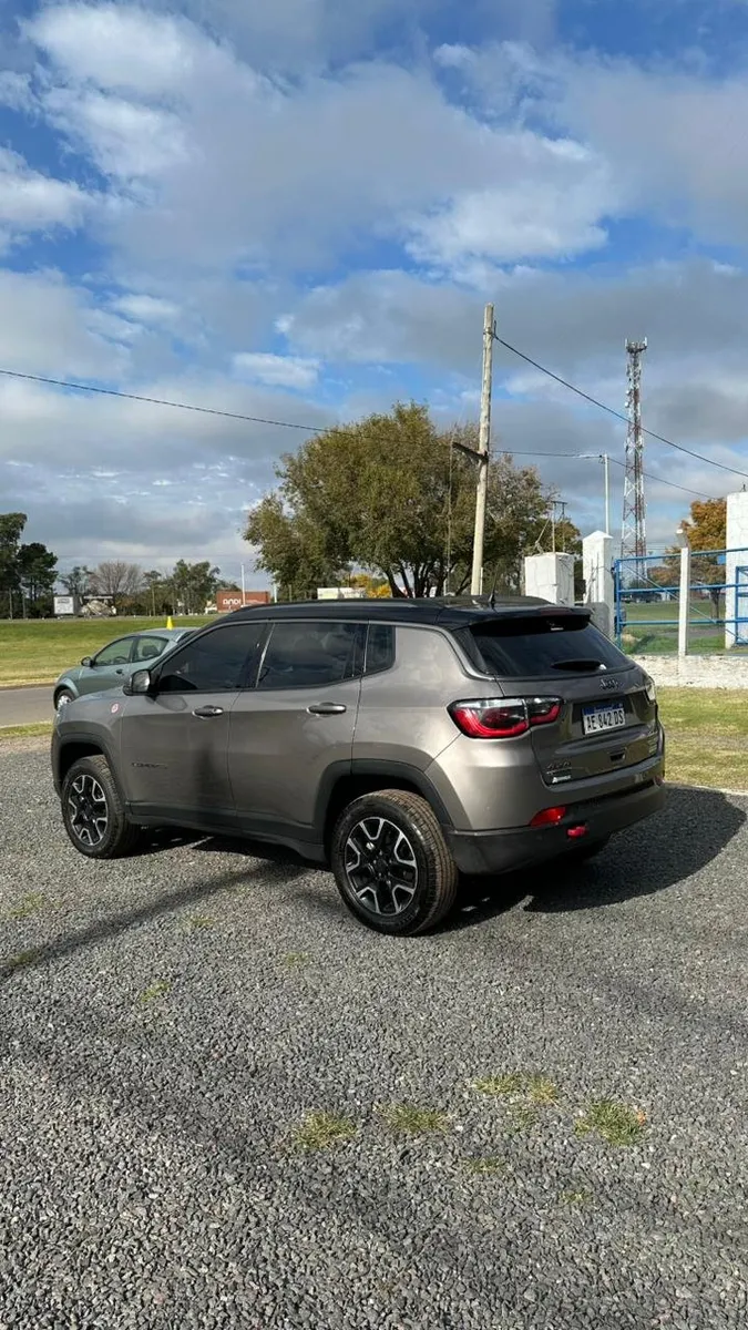 Jeep COMPASS 5P 2,0 Td 350 At9 Trailhawk 4X4 — foto 4