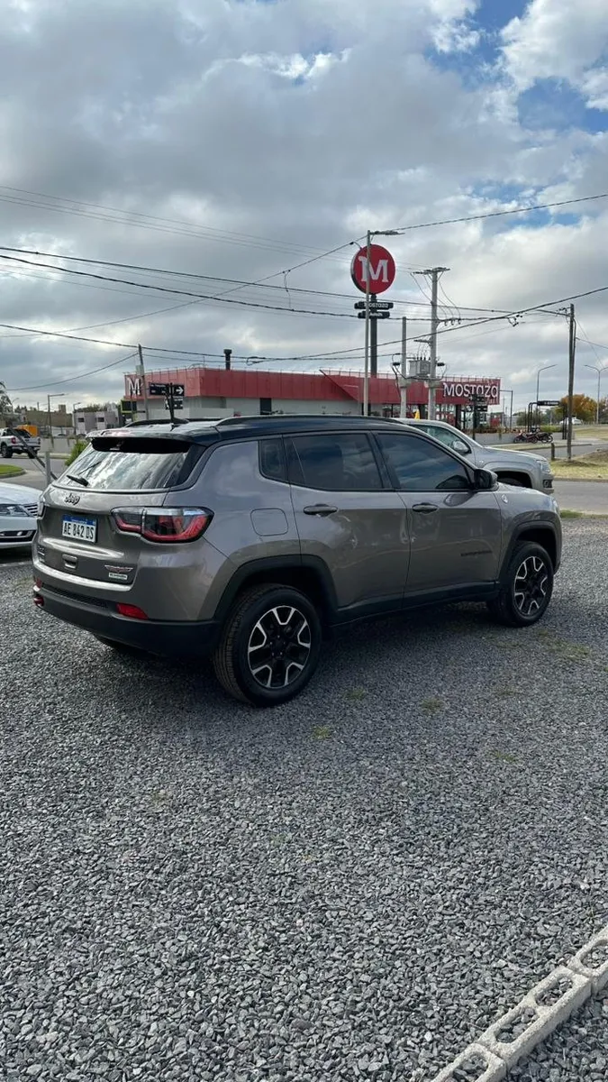 Jeep COMPASS 5P 2,0 Td 350 At9 Trailhawk 4X4 — foto 8