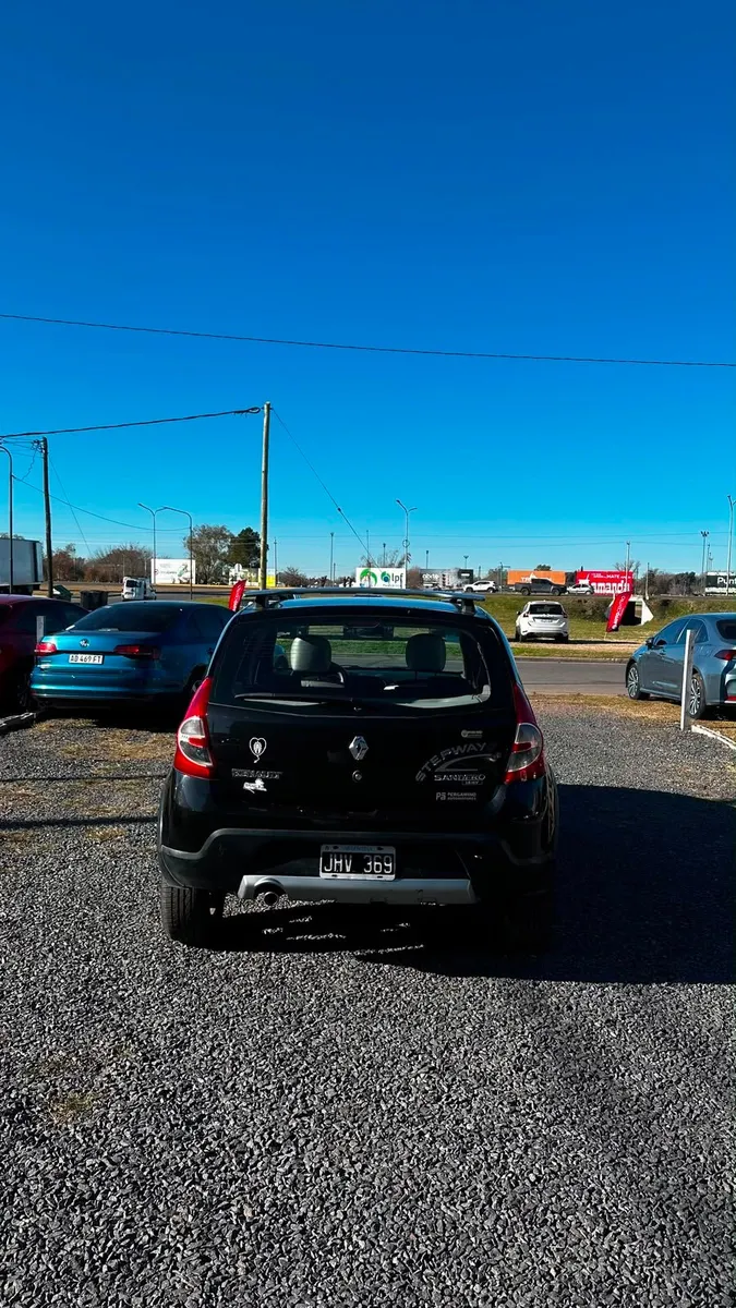 Renault SANDERO STEPWAY 5P 1,6 16V Confort 2011 — foto 6