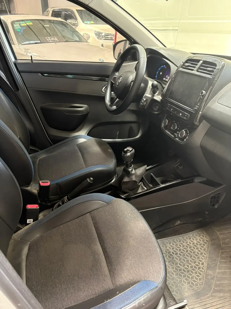 Renault KWID 1.0 Iconic — foto 13