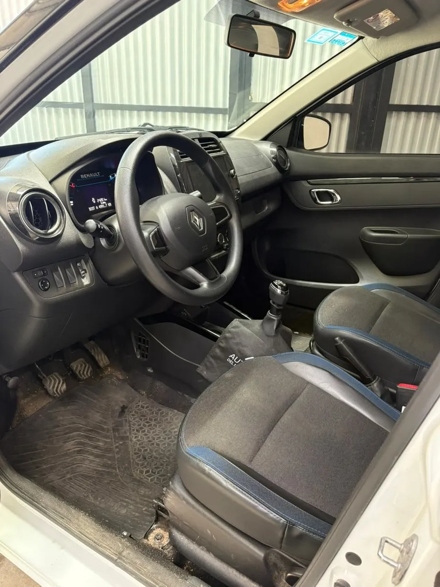 Renault KWID 1.0 Iconic — foto 14