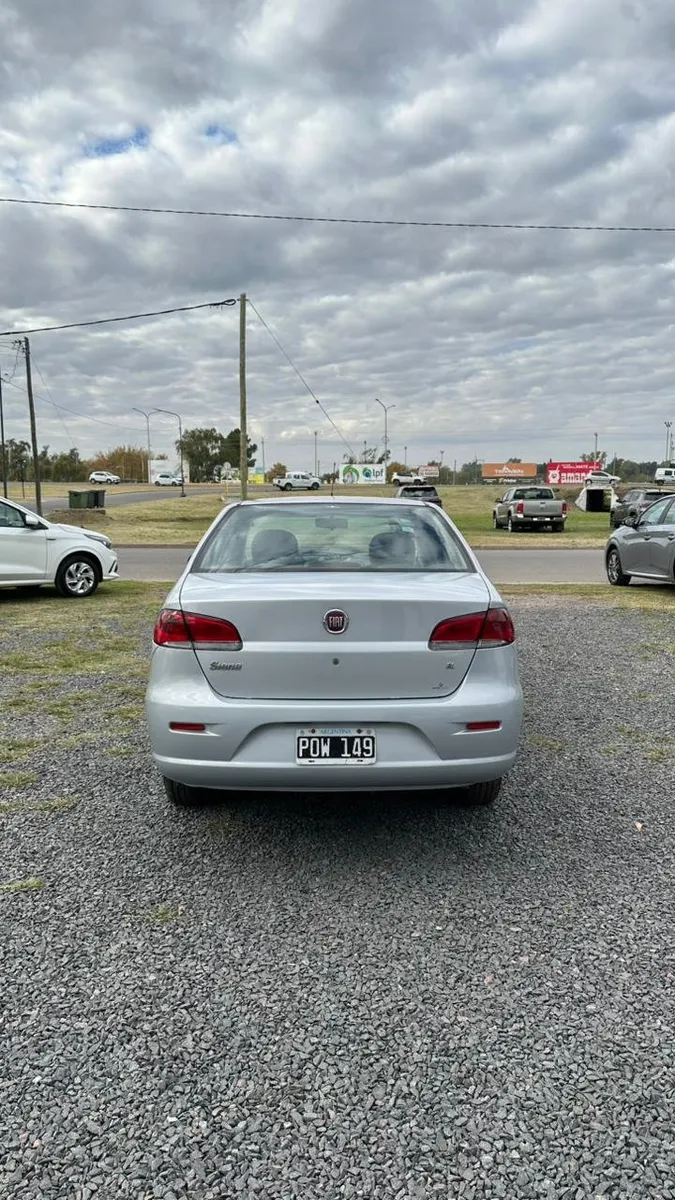 Fiat SIENA 4P 1,4 El 2014 — foto 3