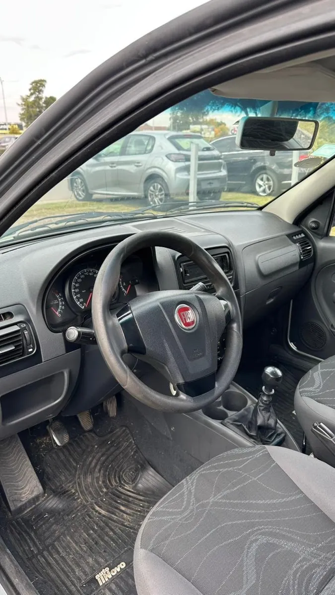 Fiat SIENA 4P 1,4 El 2014 — foto 6
