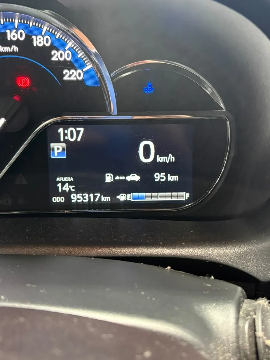 Toyota YARIS 1.5 XLS CVT — foto 10