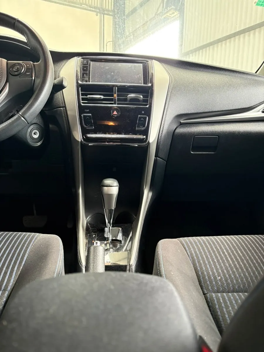 Toyota YARIS 1.5 XLS CVT — foto 13