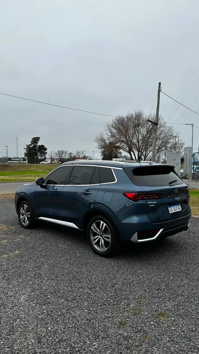 Ford TERRITORY 5P 1,8 T At7 Titanium 2024 — foto 4
