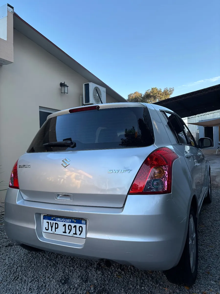 Suzuki SWIFT 5P 1,5 — foto 2