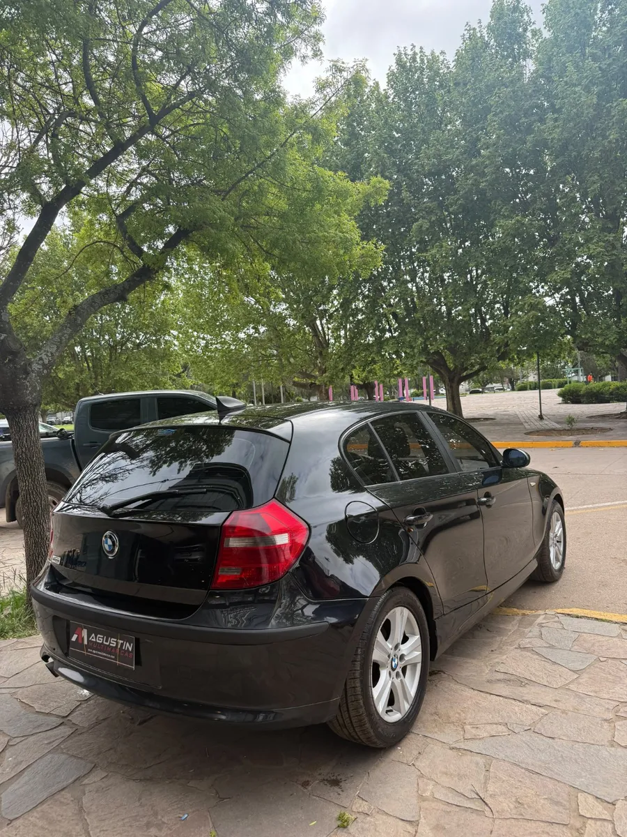 BMW 116 5P 1,6 I — foto 2