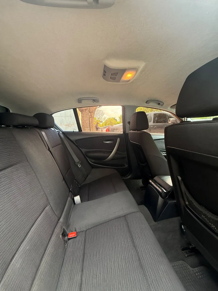 BMW 116 5P 1,6 I — foto 7