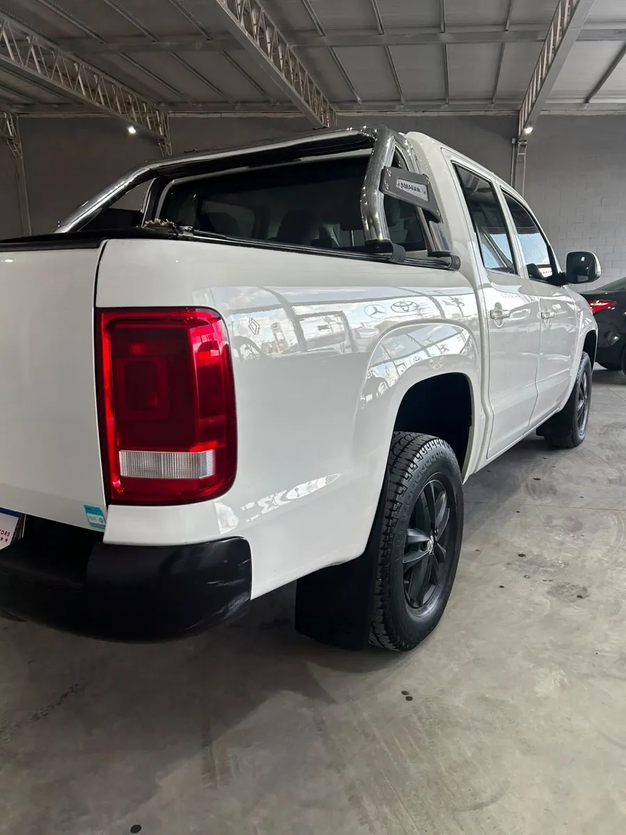 Volkswagen AMAROK TRENDLINE 4X2 MT — foto 2