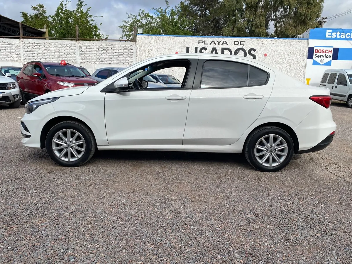 Fiat CRONOS 4P 1,3 Like Gse 2023 — foto 4