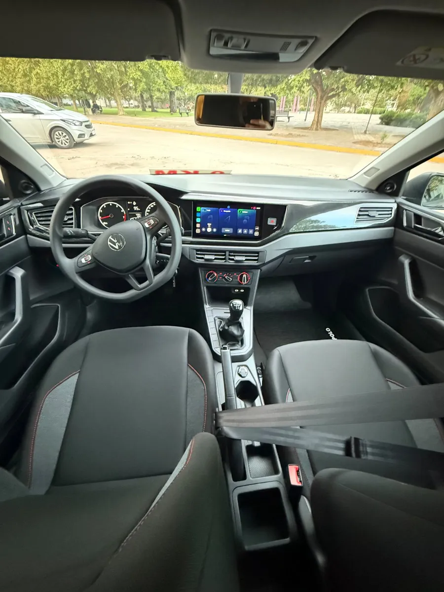 Volkswagen POLO 4P 1,6 Comfortline — foto 2