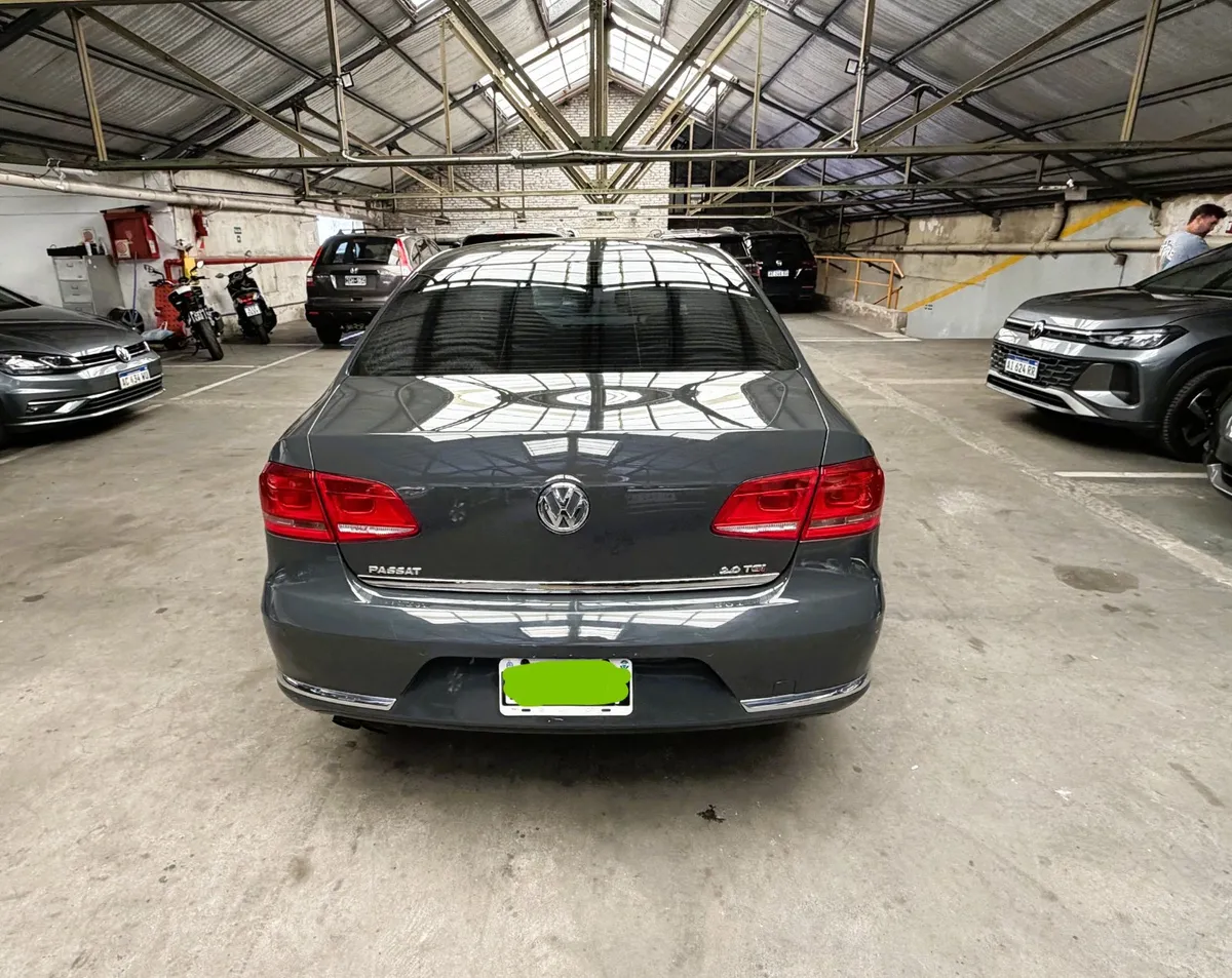 Volkswagen PASSAT 4P 2,0 TSI Advance DSG 2011 — foto 5
