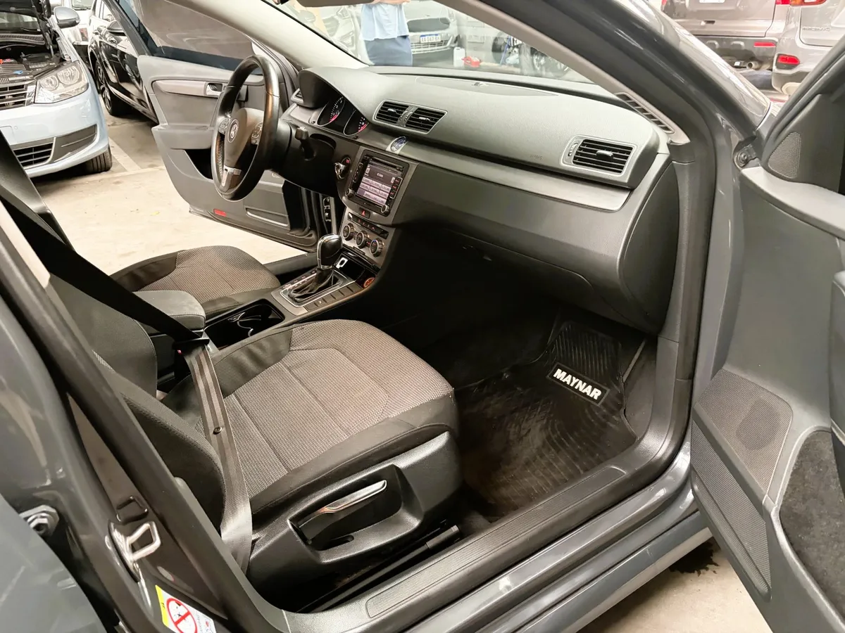 Volkswagen PASSAT 4P 2,0 TSI Advance DSG 2011 — foto 13