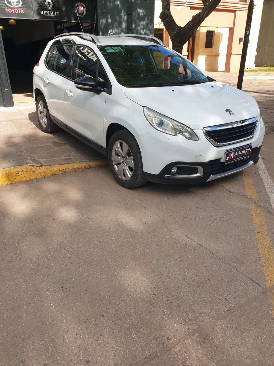Peugeot 2008 5P 1,6 Allure — foto 8