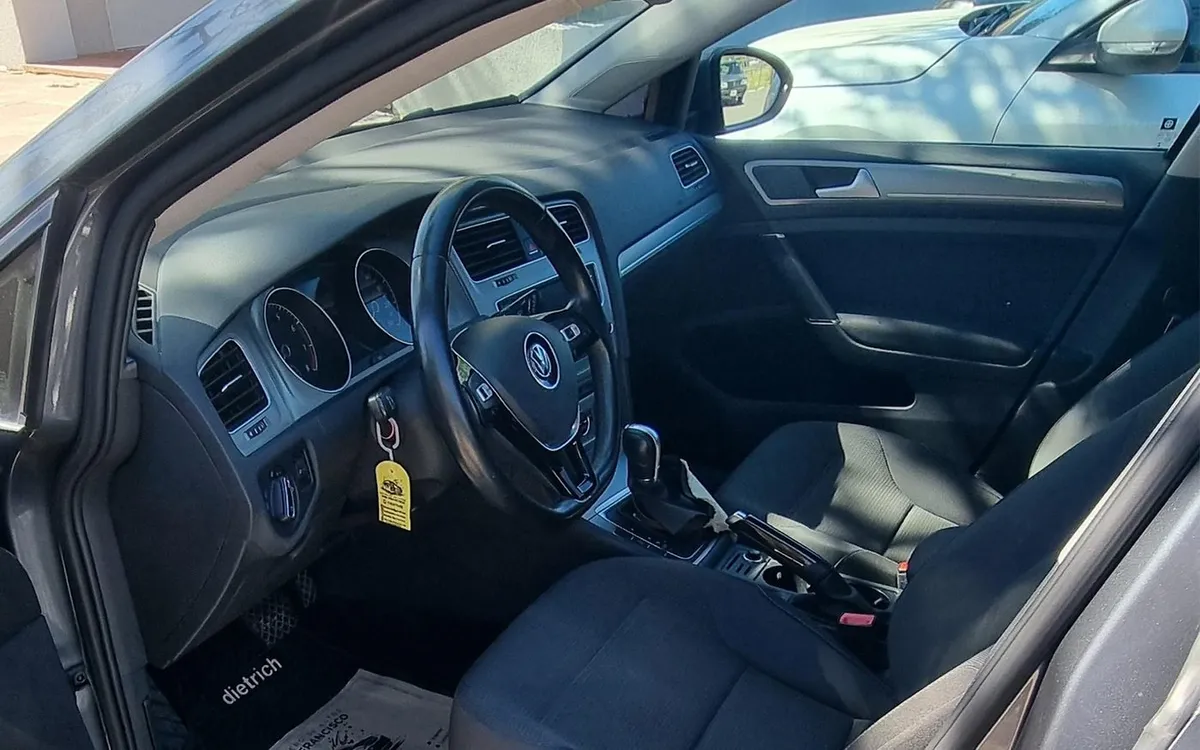 Volkswagen Golf Comfortline — foto 2