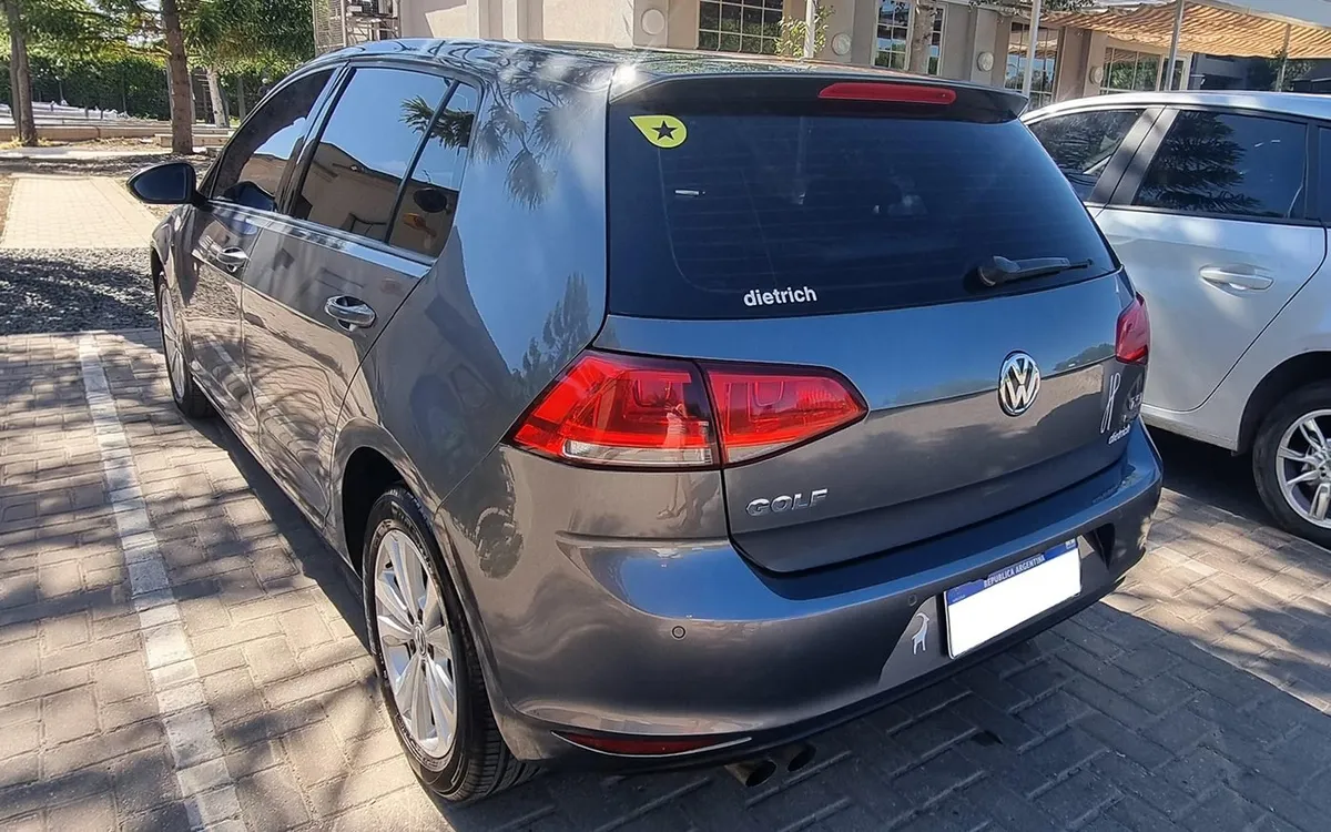 Volkswagen Golf Comfortline — foto 3
