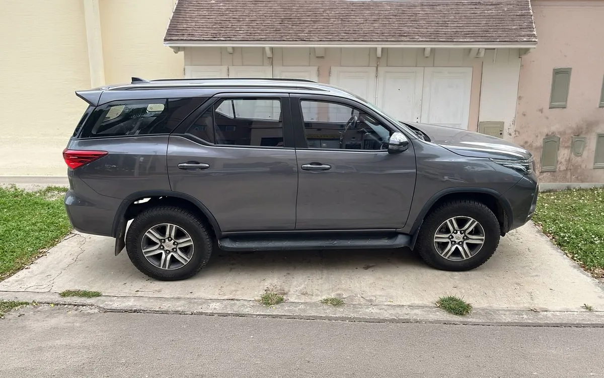 Toyota SW4 SR 4x4 2.8 TDI 6AT — foto 4
