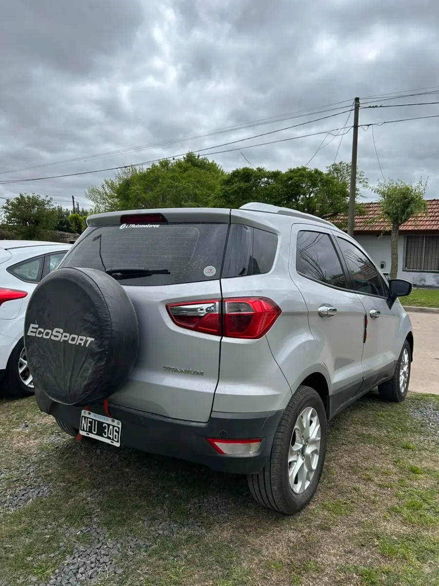 Ford ECOSPORT KINETIC DESIGN ATTRACTION 5P 1,6 Titanium — foto 6