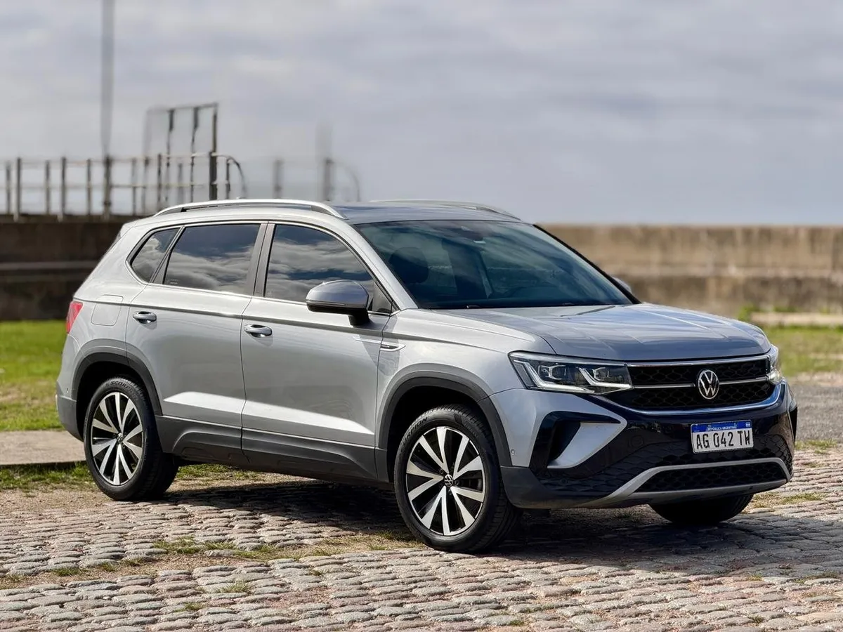 Volkswagen TAOS 5P 1,4 TSI 250 Highline Tipt — foto 10