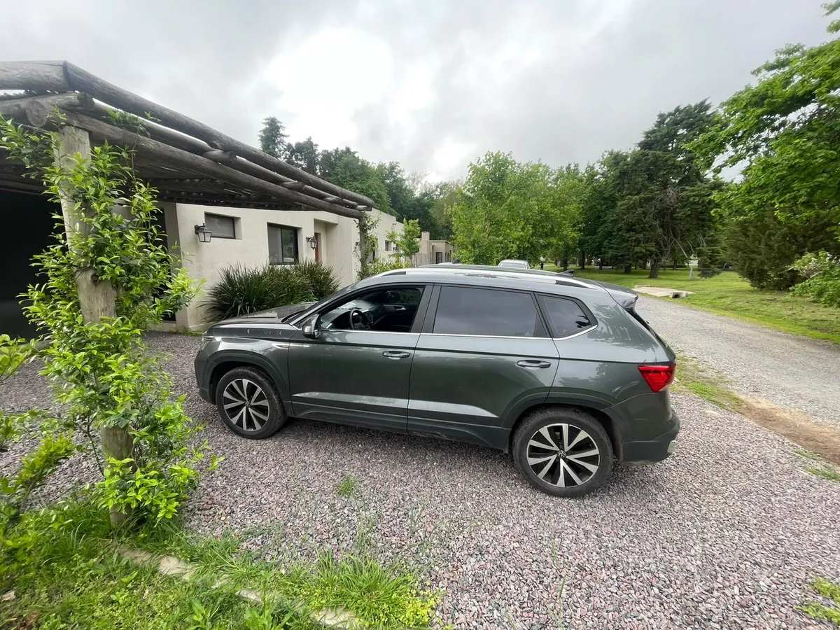 Volkswagen TAOS 5P 1,4 TSI 250 Highline Tipt 2023 — foto 3