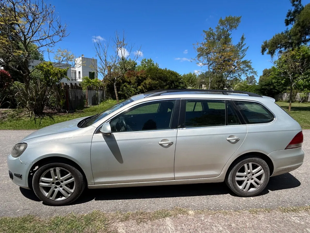 Volkswagen VENTO Variant 2.5 — foto 4