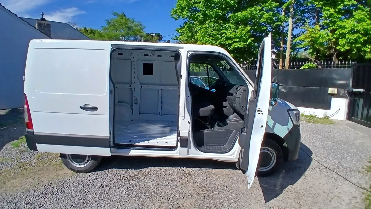 Renault MASTER Furgon 2,3 Dci L1h1 2025 — foto 9