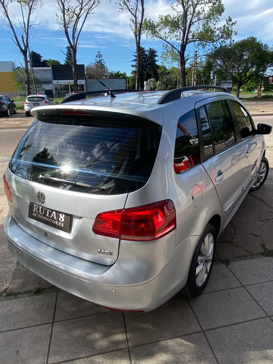 Volkswagen SURAN 5P 1,6 Highline 2014 — foto 9
