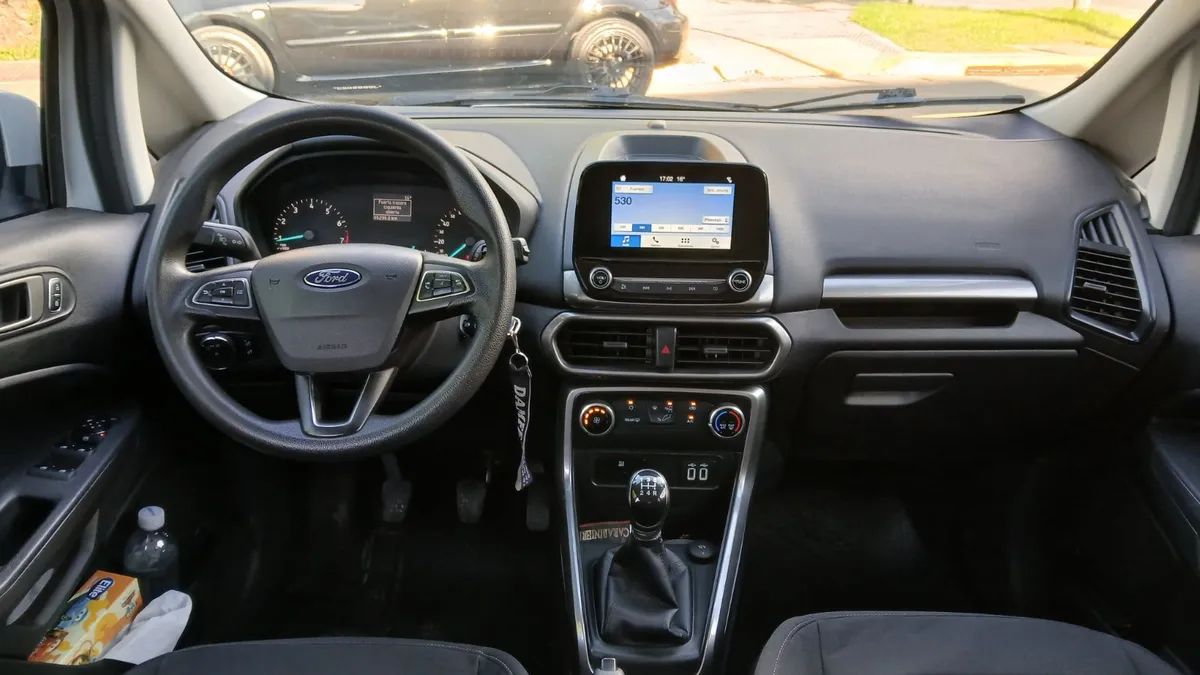 Ford ECOSPORT Se MT  1.5 Nafta  — foto 6