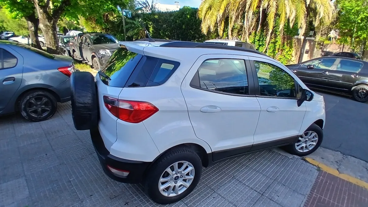 Ford ECOSPORT Se MT  1.5 Nafta  — foto 7