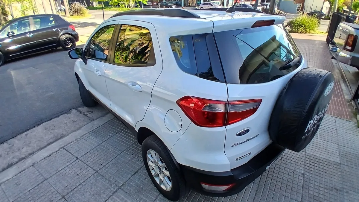 Ford ECOSPORT Se MT  1.5 Nafta  — foto 11