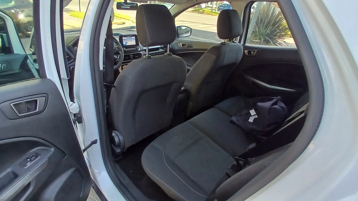 Ford ECOSPORT Se MT  1.5 Nafta  — foto 16
