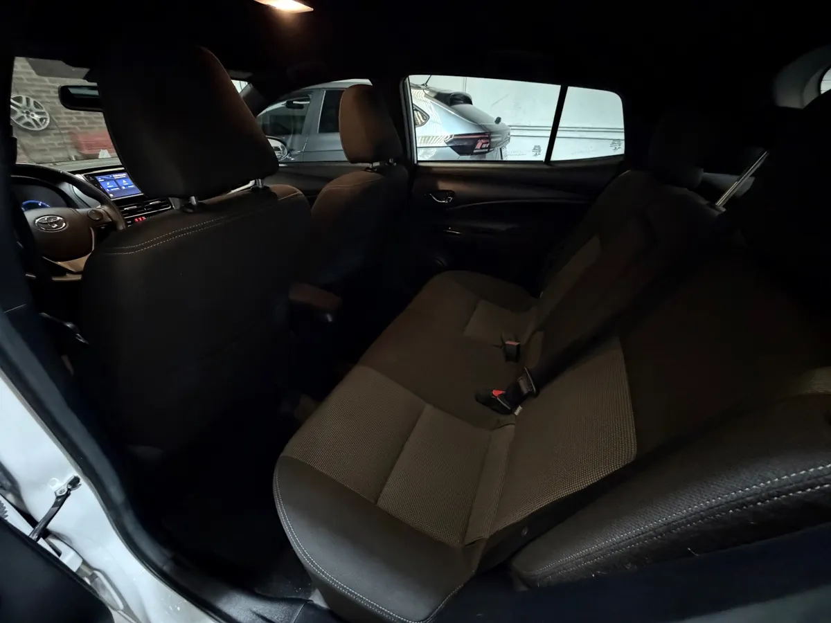 Toyota YARIS 5P 1,5 Xls CVT 2022 — foto 9
