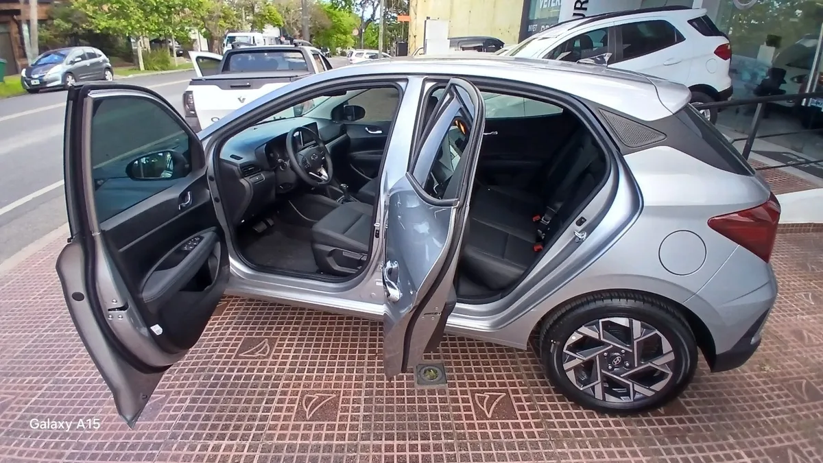 Hyundai HB20 5P 1,6 Platinum Safety AT — foto 5