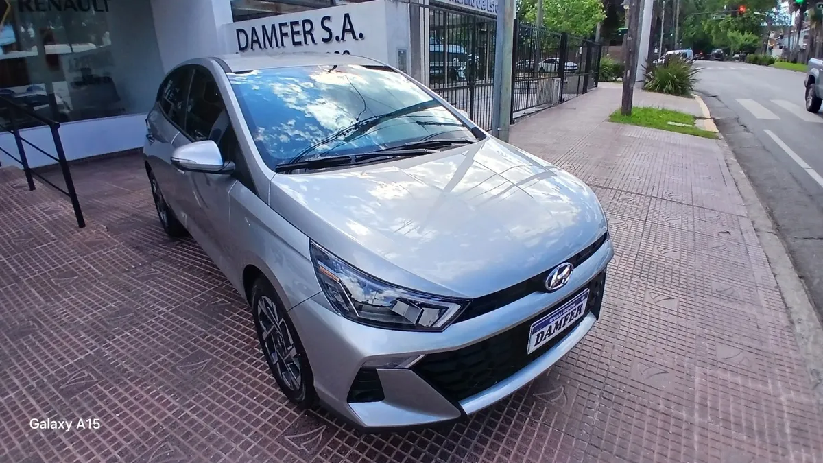 Hyundai HB20 5P 1,6 Platinum Safety AT — foto 13