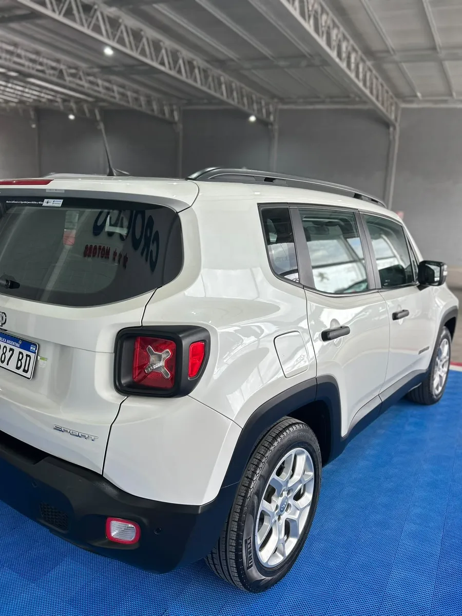 Jeep RENEGADE SPORT MT — foto 3