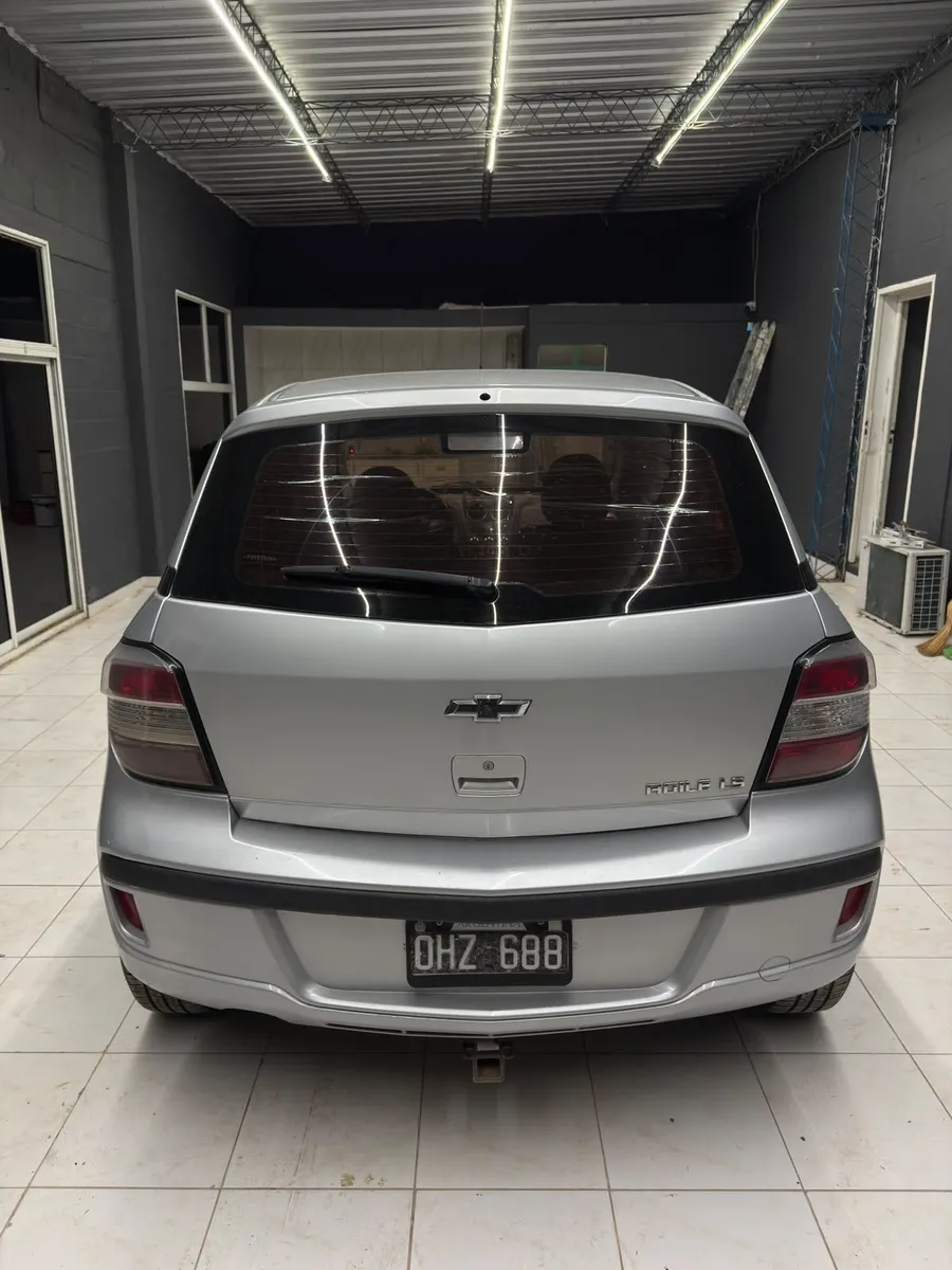Chevrolet ONIX 5P 1,4 Lt — foto 6