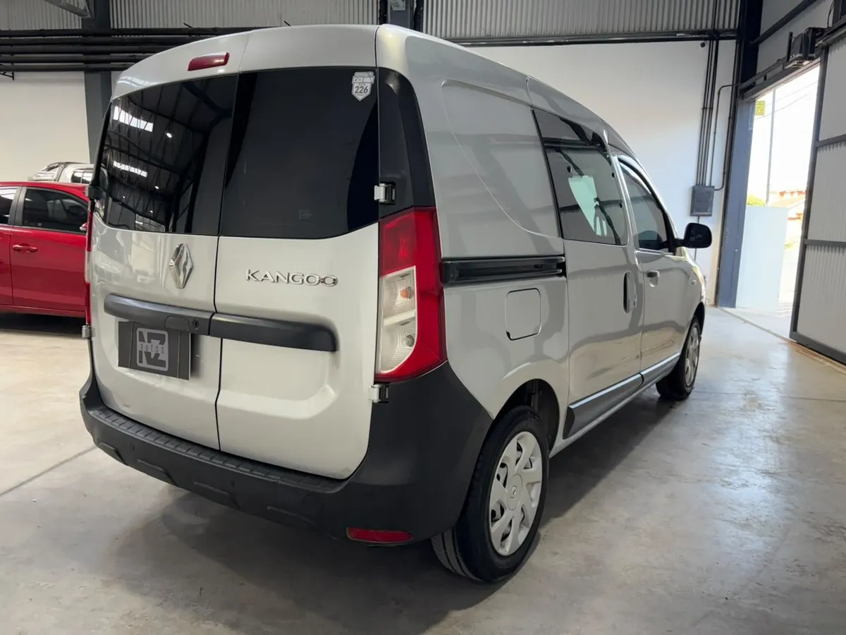 Renault KANGOO EXPRESS CONFORT  1.6 5AS   — foto 11