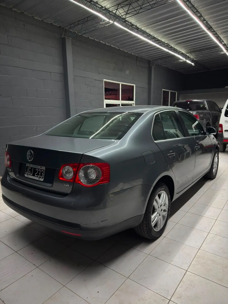Volkswagen VENTO Vento  1.9tdi Luxury — foto 4