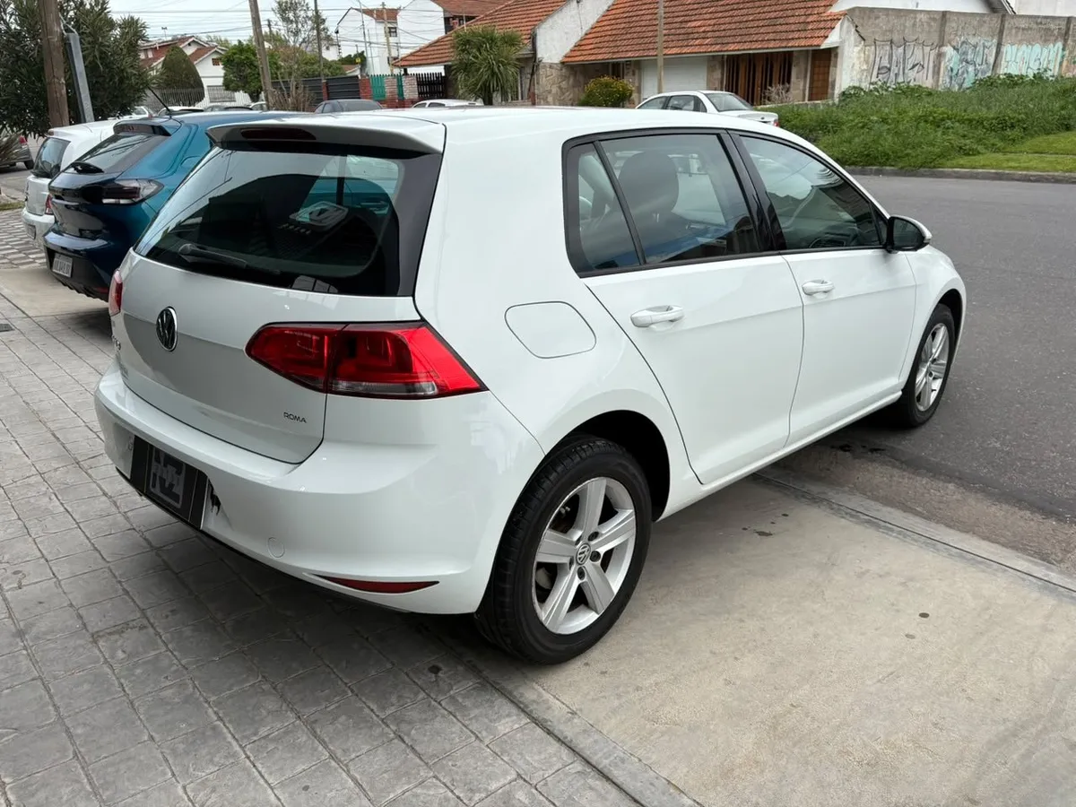Volkswagen GOLF 1.6 TRENDLINE 5P Mt — foto 6