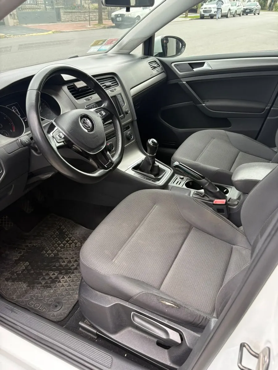 Volkswagen GOLF 1.6 TRENDLINE 5P Mt — foto 9