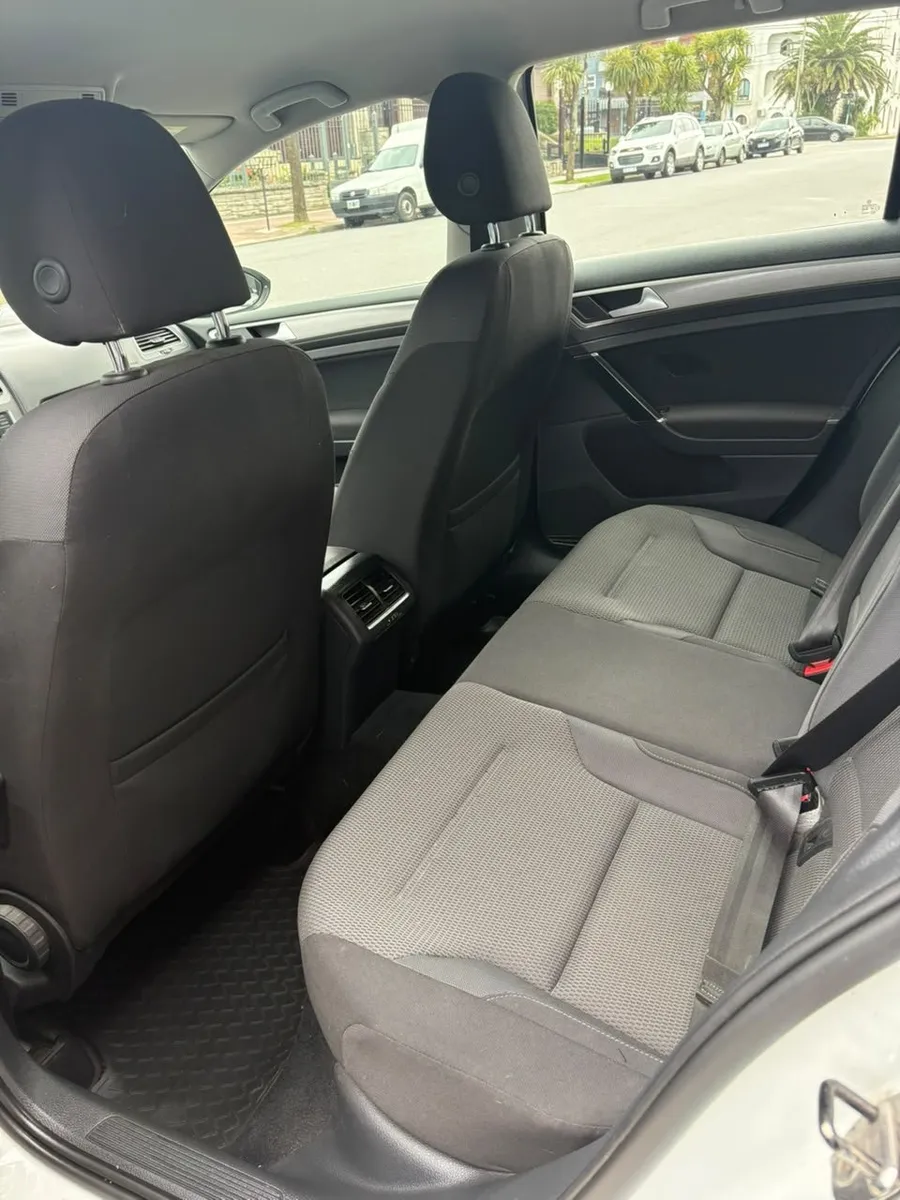 Volkswagen GOLF 1.6 TRENDLINE 5P Mt — foto 14