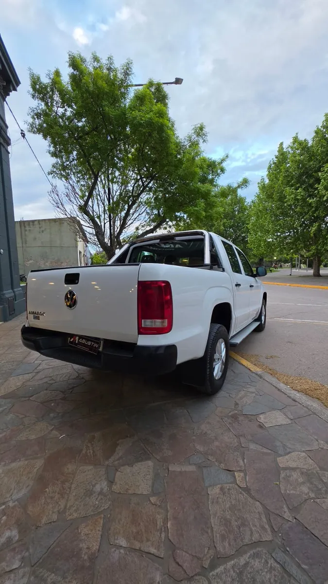 Volkswagen AMAROK PICK - UP D/C 2,0 Diesel 140CV 4X2 — foto 5