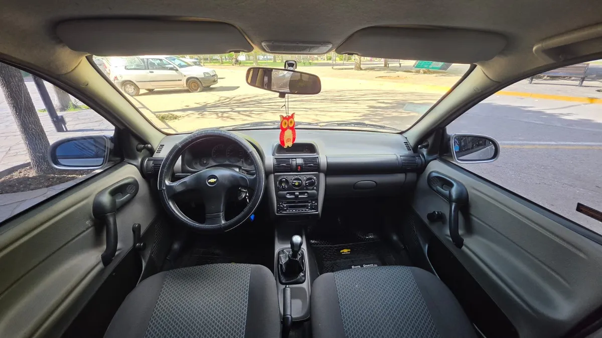 Chevrolet CLASSIC 4P 1,4 Lt Spirit — foto 6