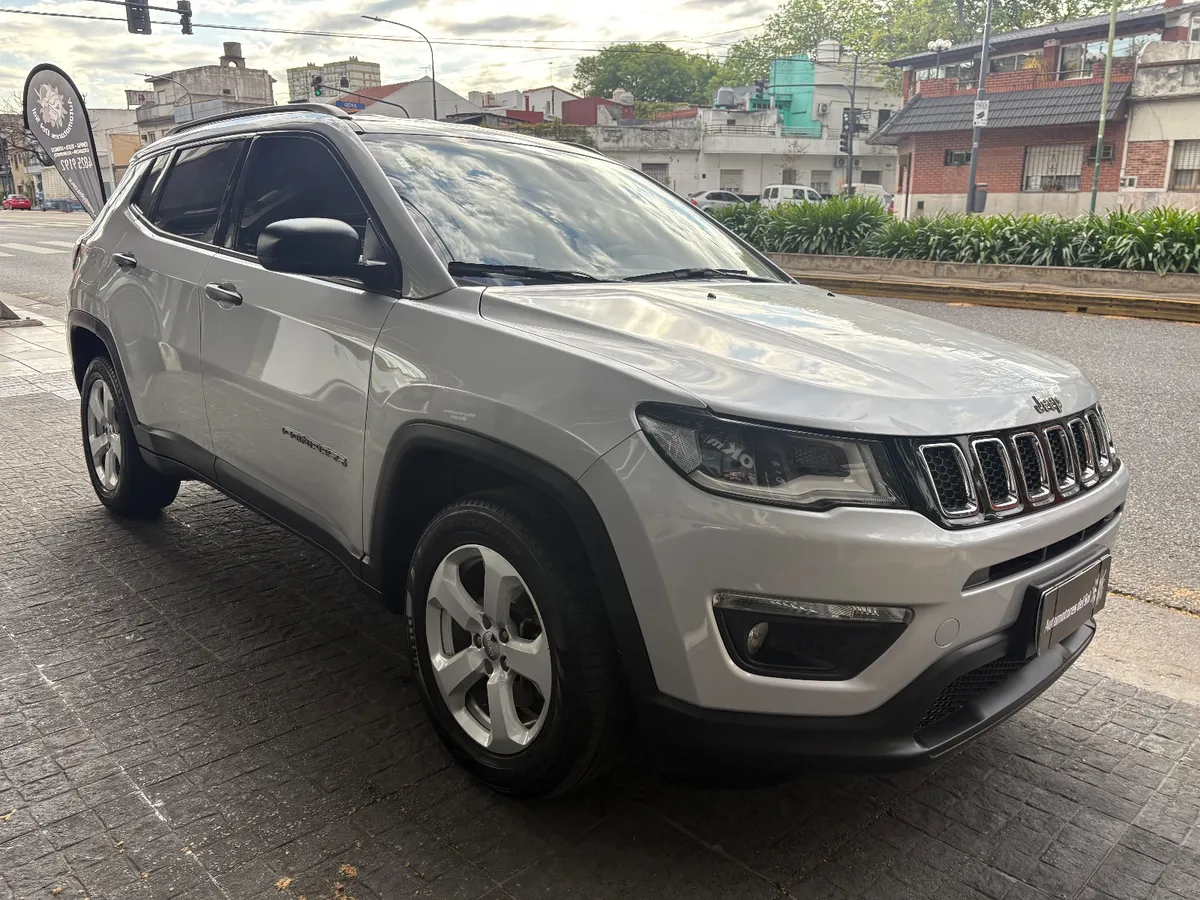 Jeep COMPASS Sport 2.4 MT6 Fwd  — foto 3