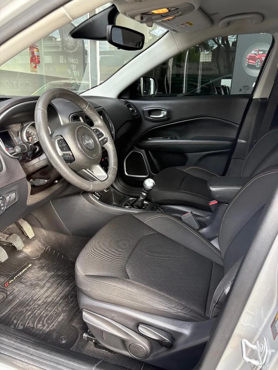 Jeep COMPASS Sport 2.4 MT6 Fwd  — foto 14