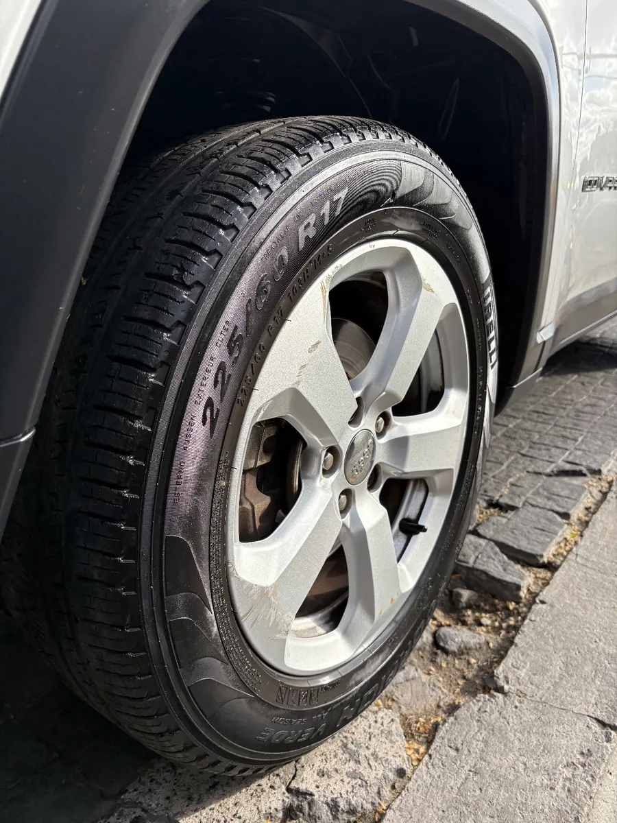 Jeep COMPASS Sport 2.4 MT6 Fwd  — foto 17